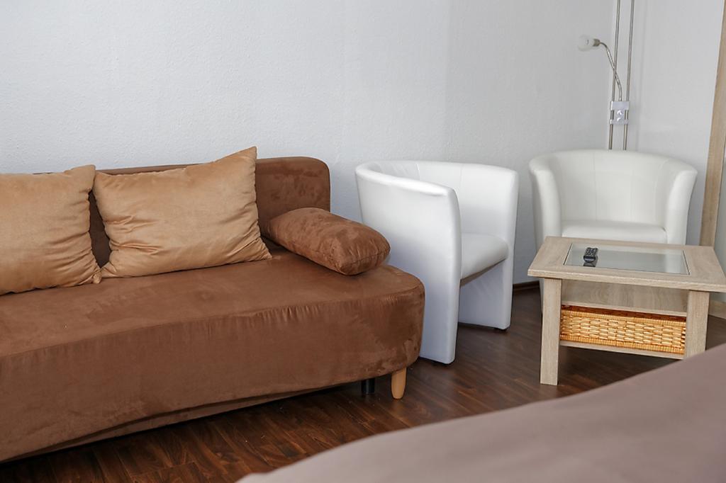 Hotel Huettl - Garni Worms Chambre photo